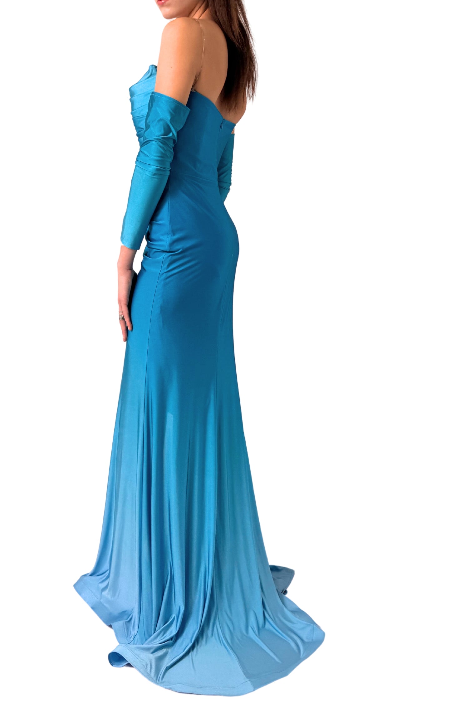 Blaues Ombré-Kleid mit Strassverzierung