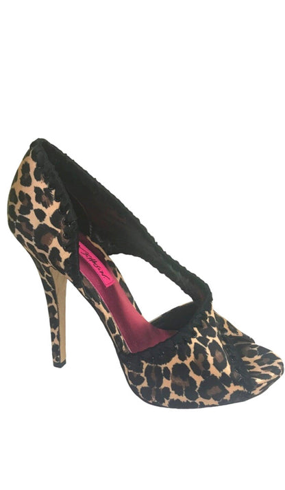 Walter Satin Leopard Print Pumps Betsey Johnson